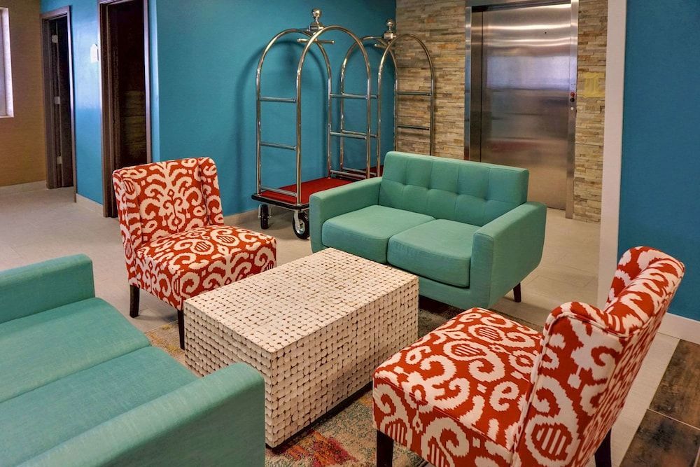 The Waves Hotel, an Ascend Collection Hotel 2