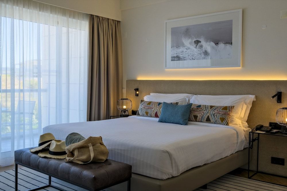Crowne Plaza CAPARICA LISBON by IHG 2
