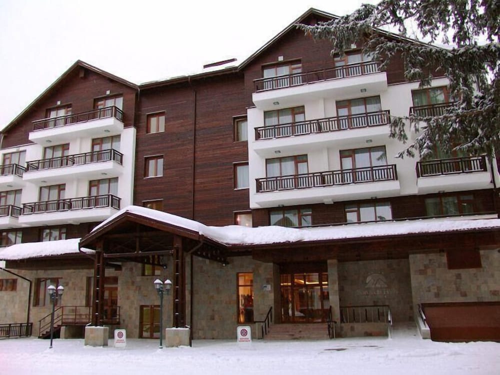 Borovets Hills Ski & Spa - Half Board 1
