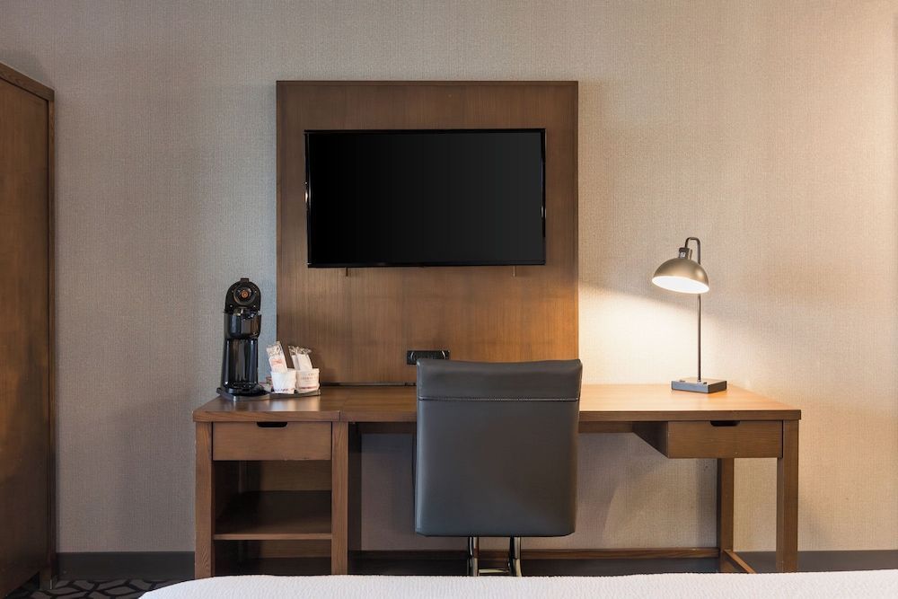 Crowne Plaza Niagara Falls NY - Riverside by IHG 2