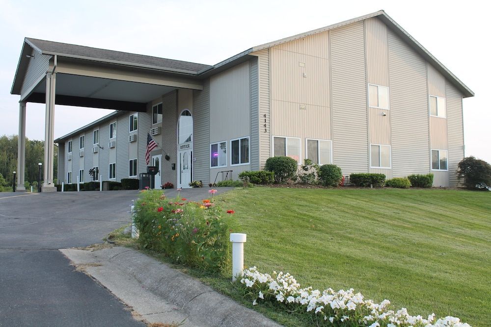 American Host Inn 1