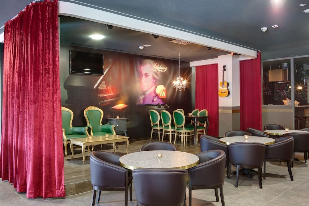 MEININGER Hotel Salzburg City Center 2