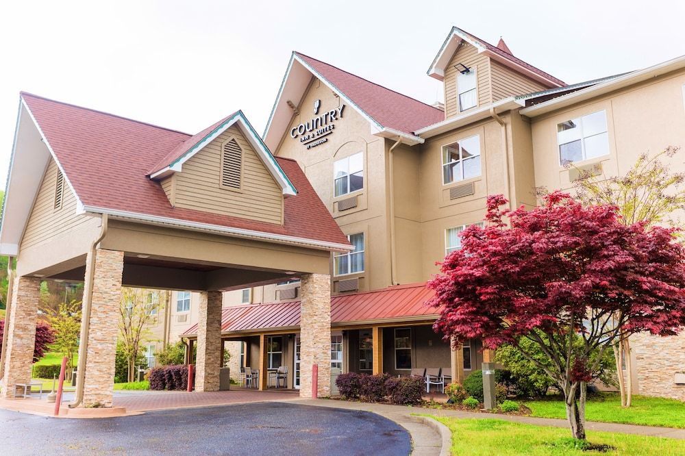 Country Inn & Suites by Radisson, Helen, GA 1