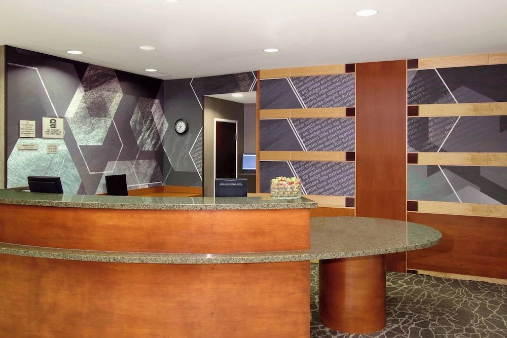 SpringHill Suites Phoenix Glendale Sports & Entertainment District 2