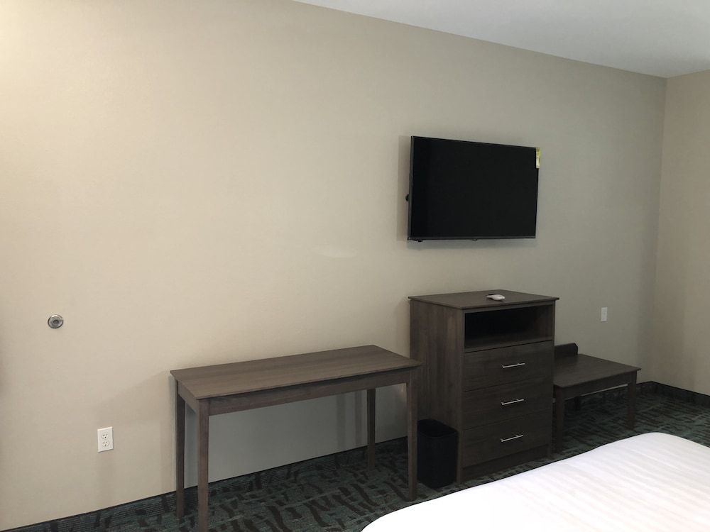 FairBridge Inn Express Memphis 2