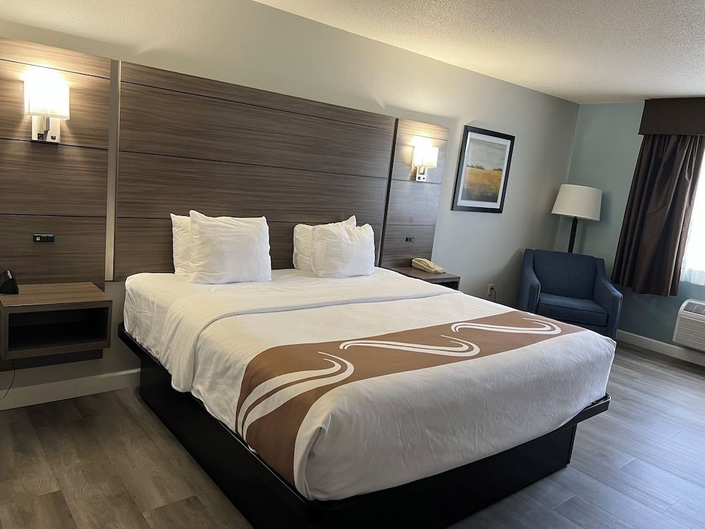 Quality Inn & Suites Red Wing 2