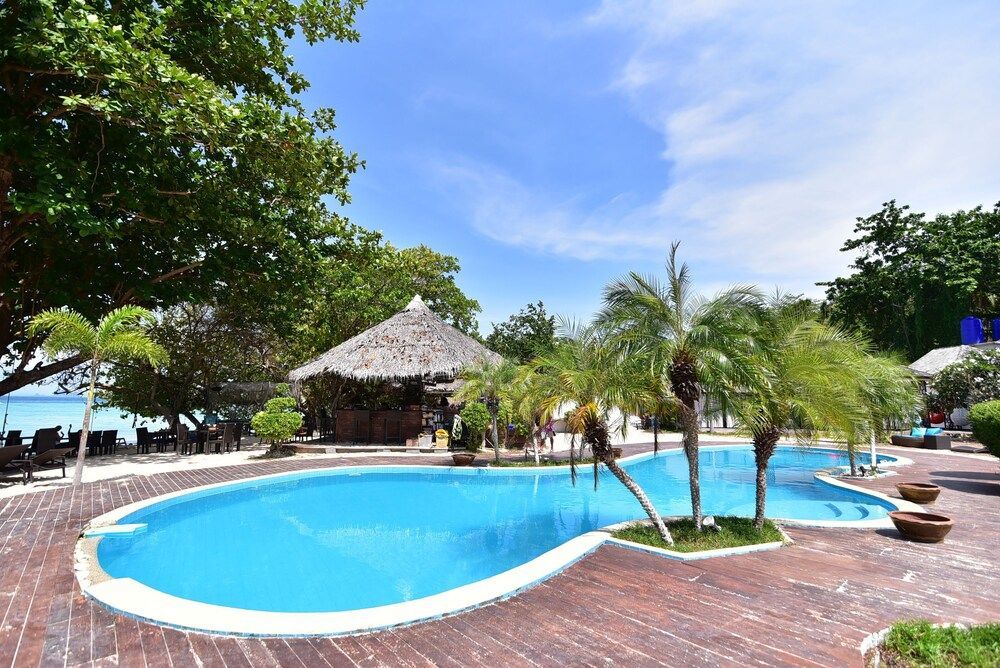 The Reef Resort 1
