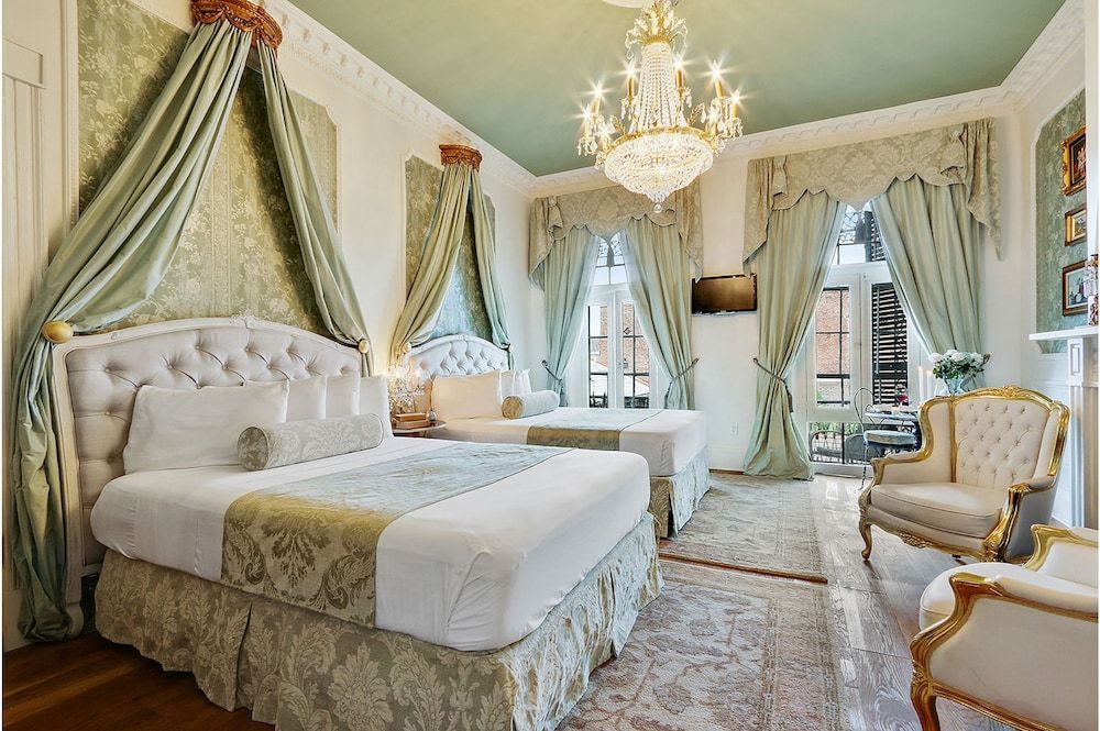 French Quarter Mansion 1