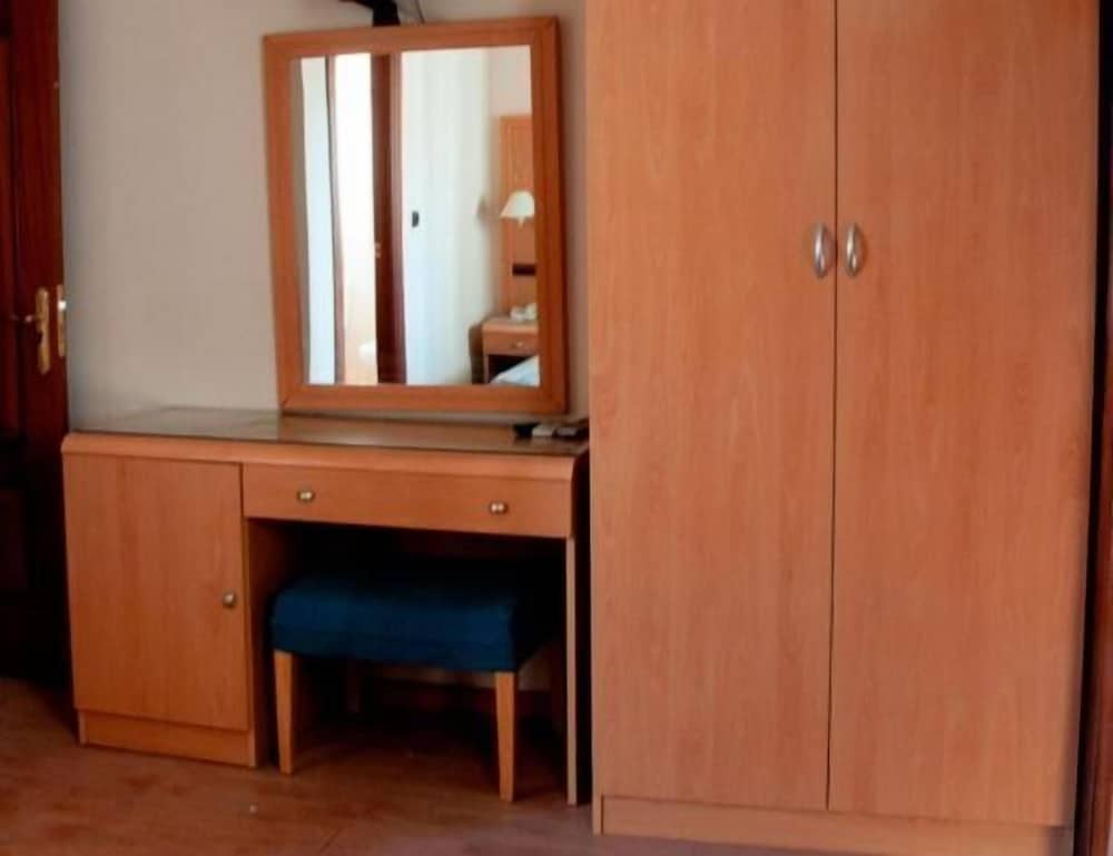 Hotel Lindaraja 1