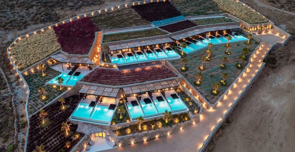 Ftelia Black Villas 1