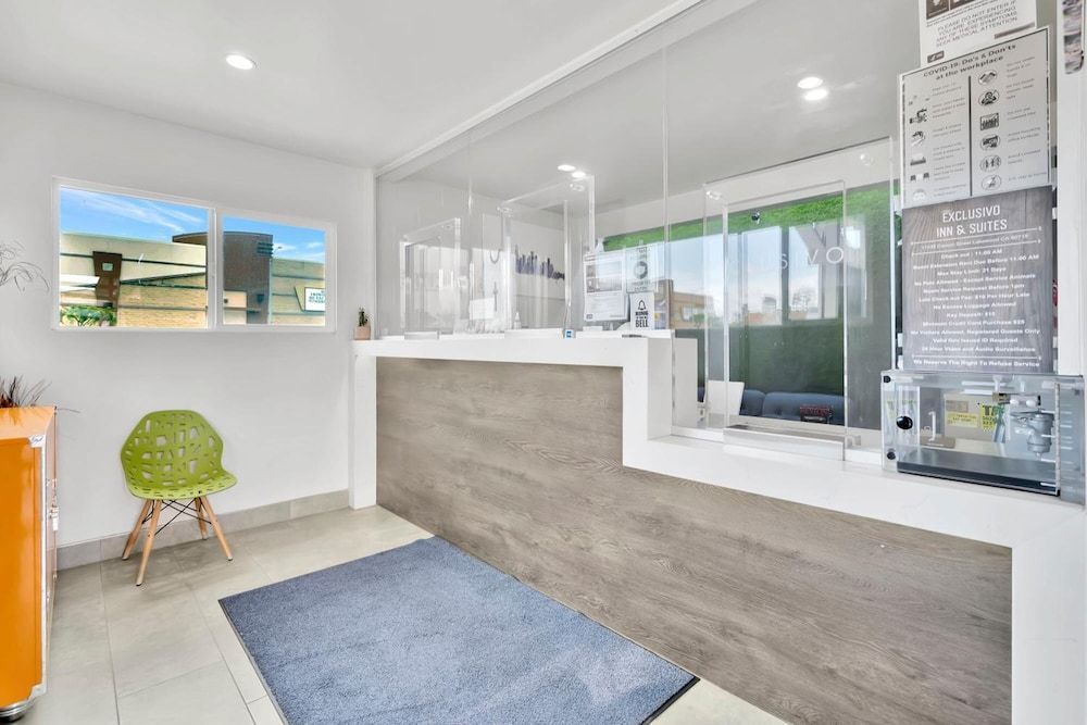 Exclusivo Inn and Suites 2