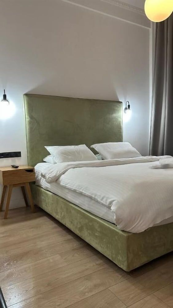 The Maroon Bottle Hotel 2