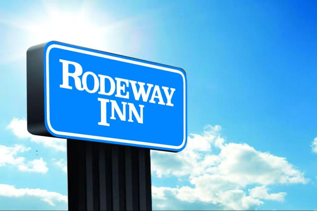 Rodeway Inn 1
