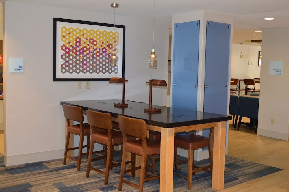 Holiday Inn Express BLOOMSBURG by IHG 2
