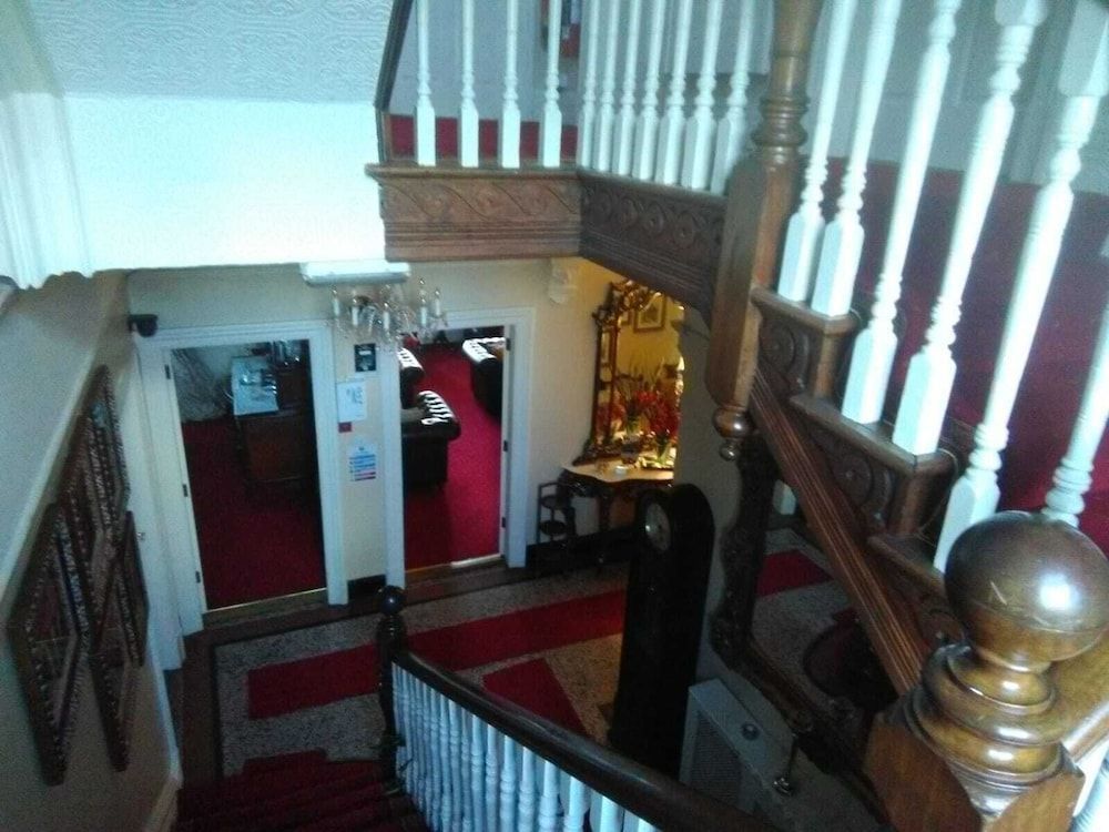 Innisfree House 2
