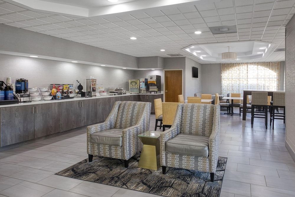 Best Western Executive Inn & Suites 2
