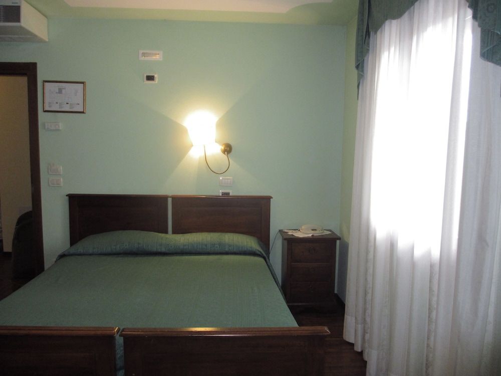 Principato Di Ariis Hotel 3 stelle Room Only 2