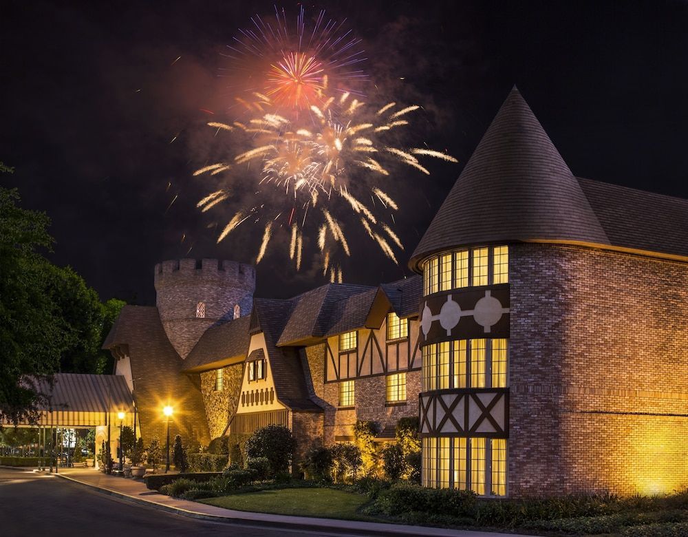 Anaheim Majestic Garden Hotel 1