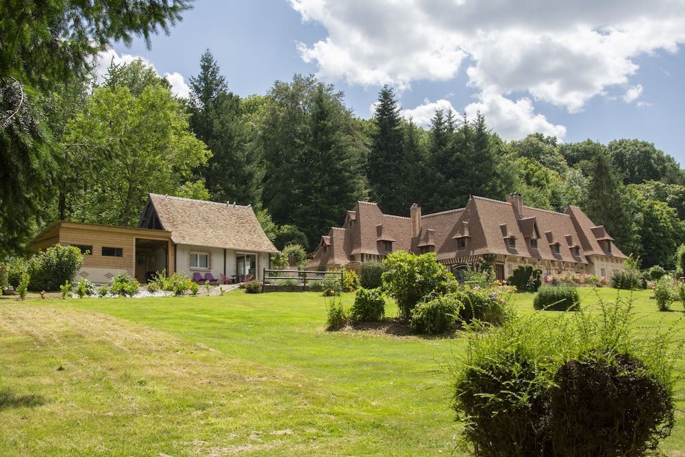 Le Prieure des Fontaines 1
