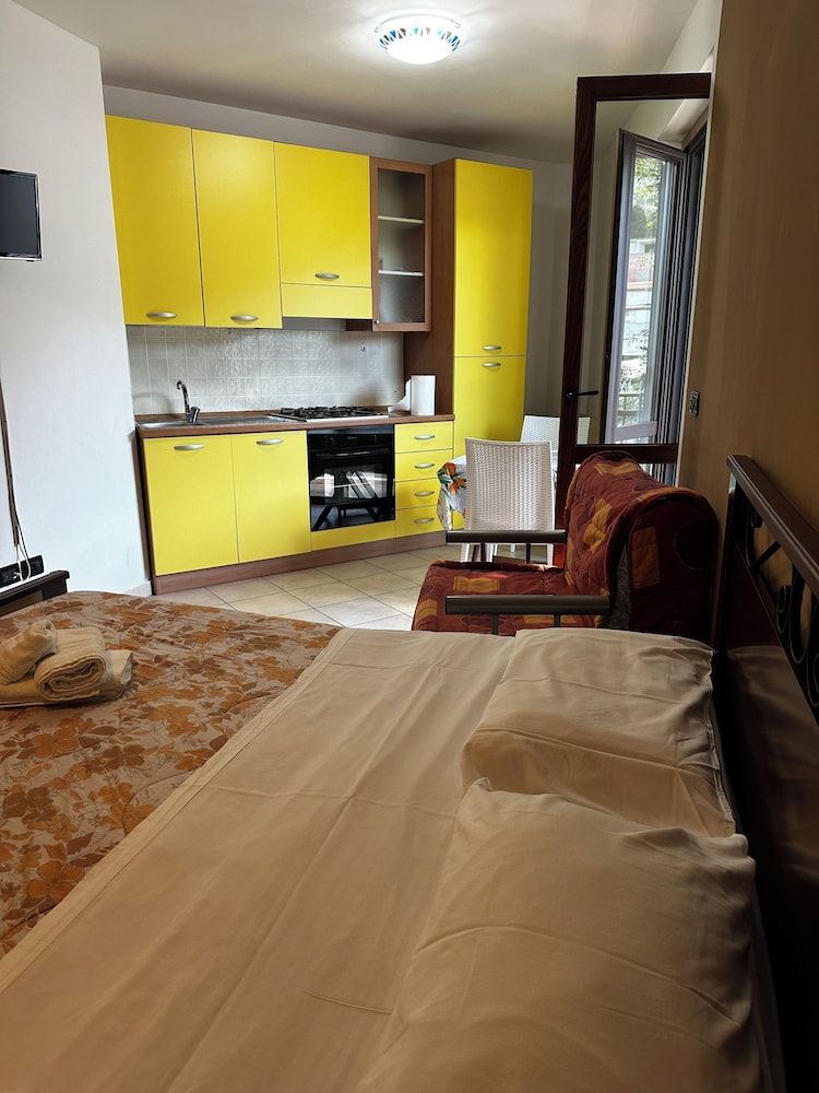 Appartamenti Scilla Paese Albergo 1