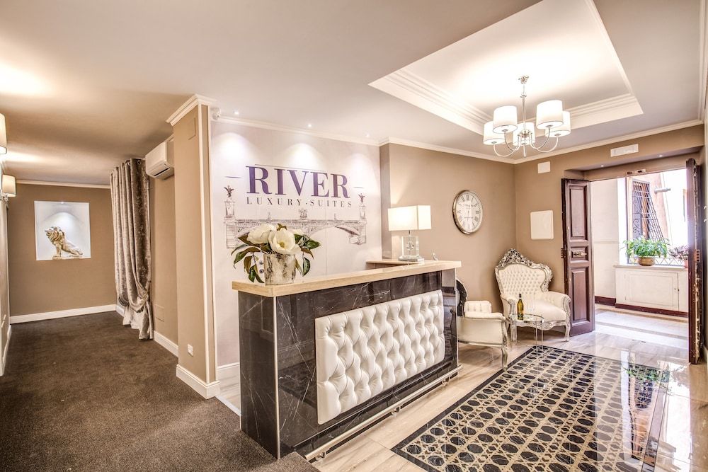 River Luxury Suites 1