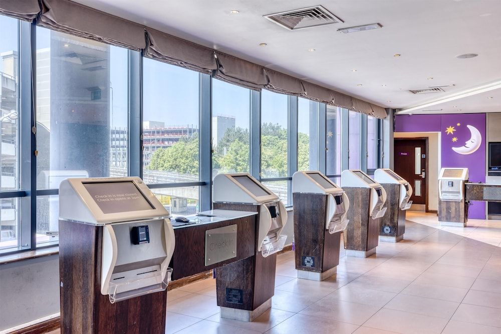 Premier Inn London Gatwick Airport 1