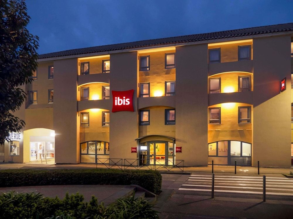 ibis Carcassonne Centre - La Cité 1