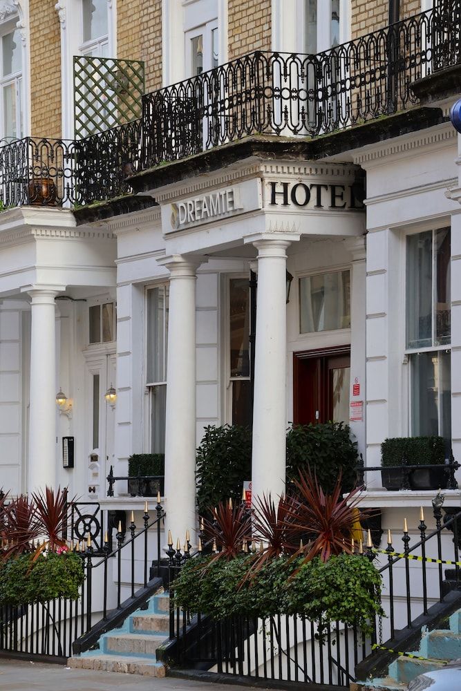 Dreamtel London Kensington 1