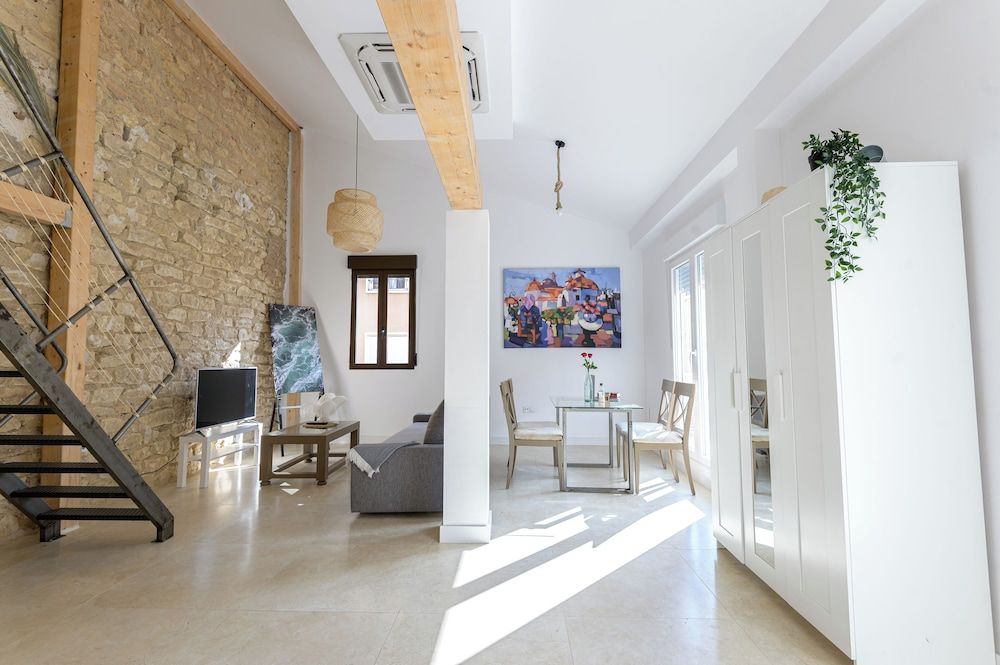 Soho Boho Apartments 1