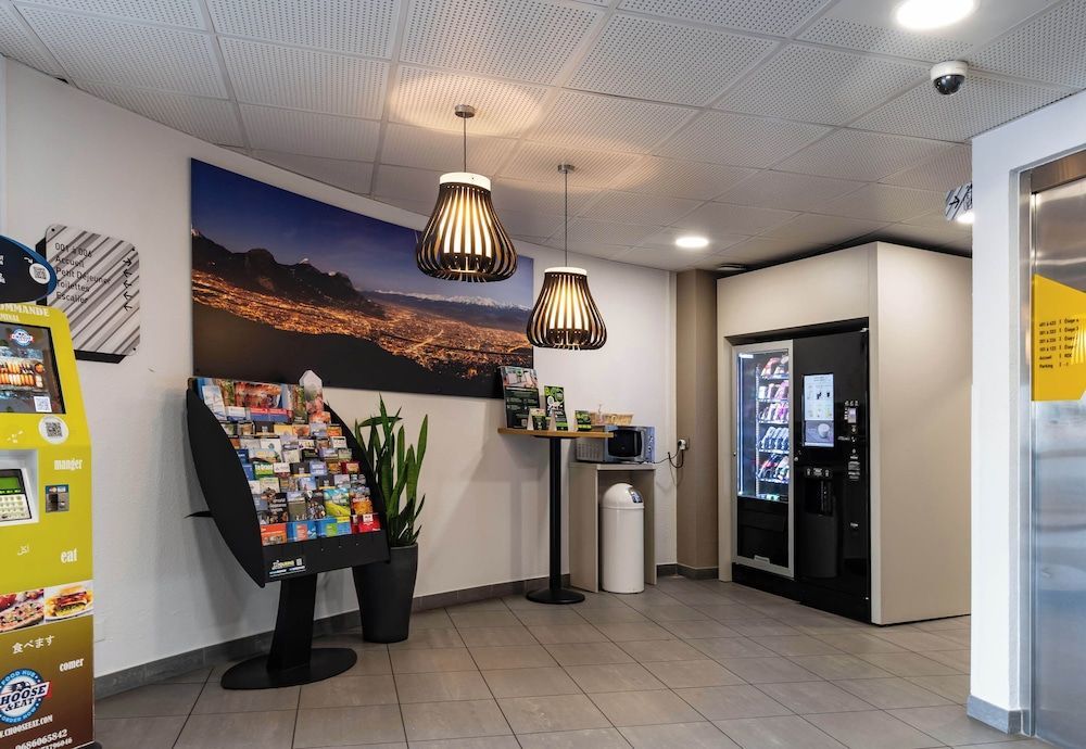 B&B HOTEL Grenoble Centre Verlaine 2