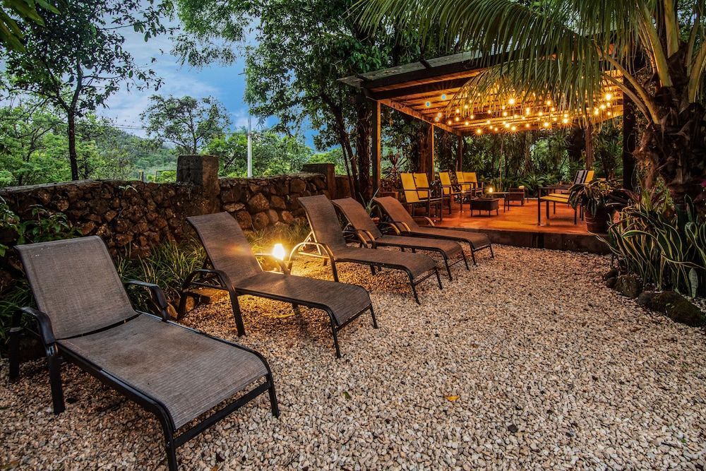 Hacienda Guachipelin Volcano Ranch Hotel & Hot Springs 2