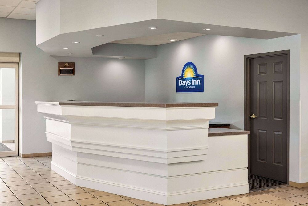 Days Inn by Wyndham Hershey 2