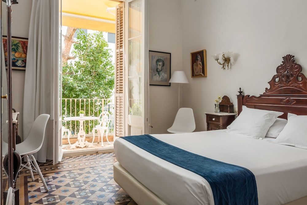 Hotel Medium Renaixença 1