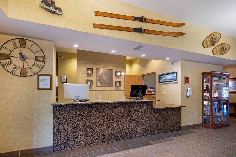 Comfort Suites Anchorage International Airport 2