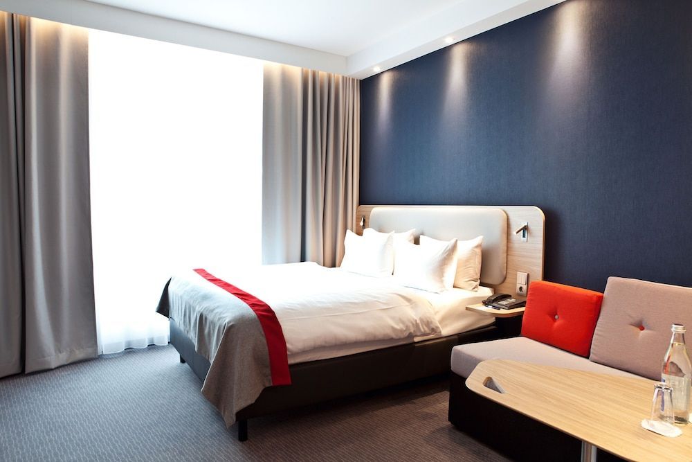 Holiday Inn Express FRANKFURT AIRPORT - RAUNHEIM by IHG 2