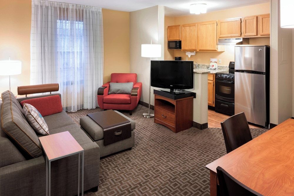 TownePlace Suites Dallas Las Colinas 1