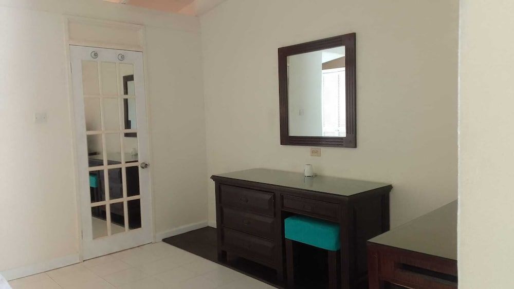 Regent Apartments 2