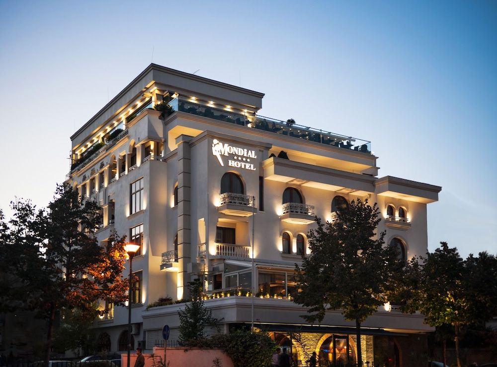 Mondial Hotel 1