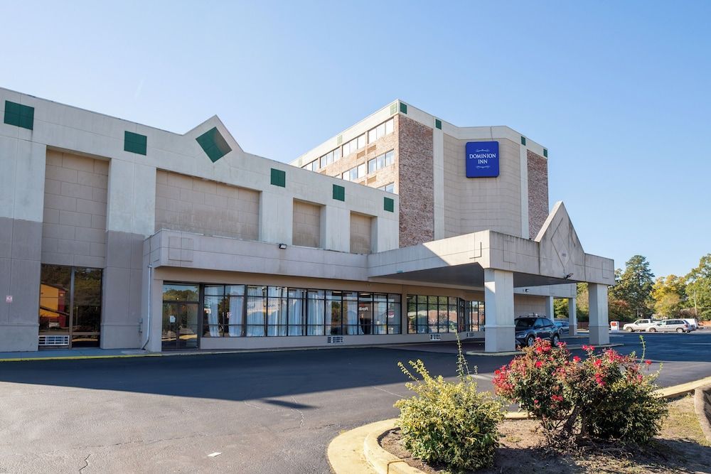 Dominion Inn and Suites 1