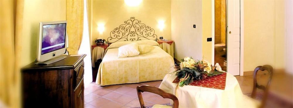 Hotel Palazzo Di Mezzo 1