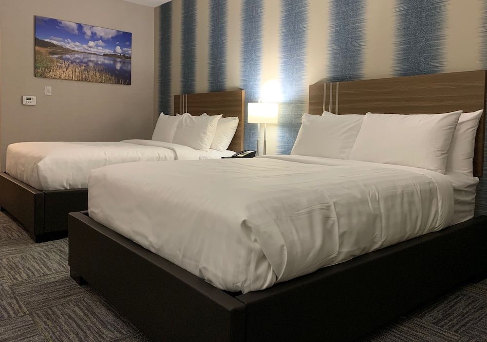 Meridian Inn & Suites Regina Airport 2
