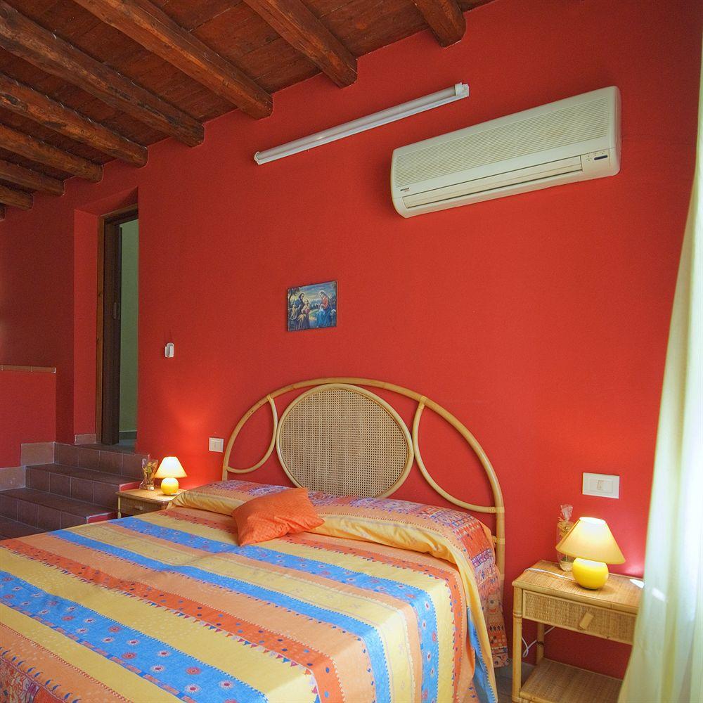 Terrasini 2000 Casa Vacanze 1