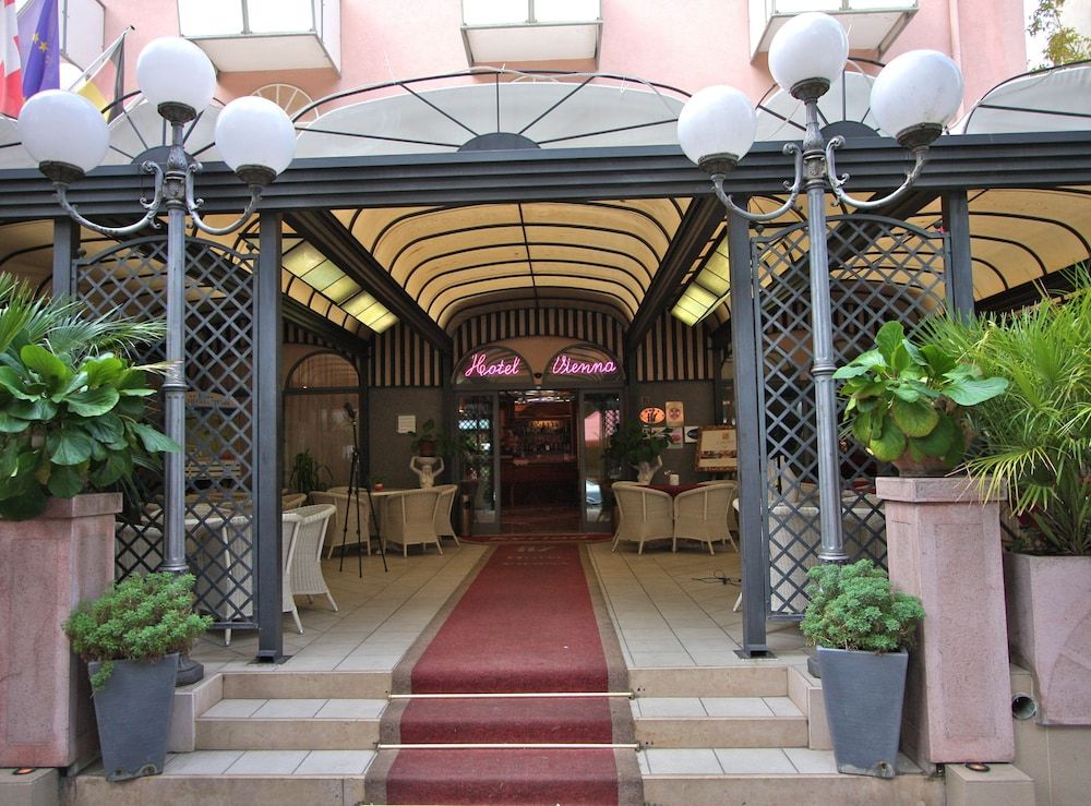 Hotel Vienna Ostenda e Ristorante il Danubio 1