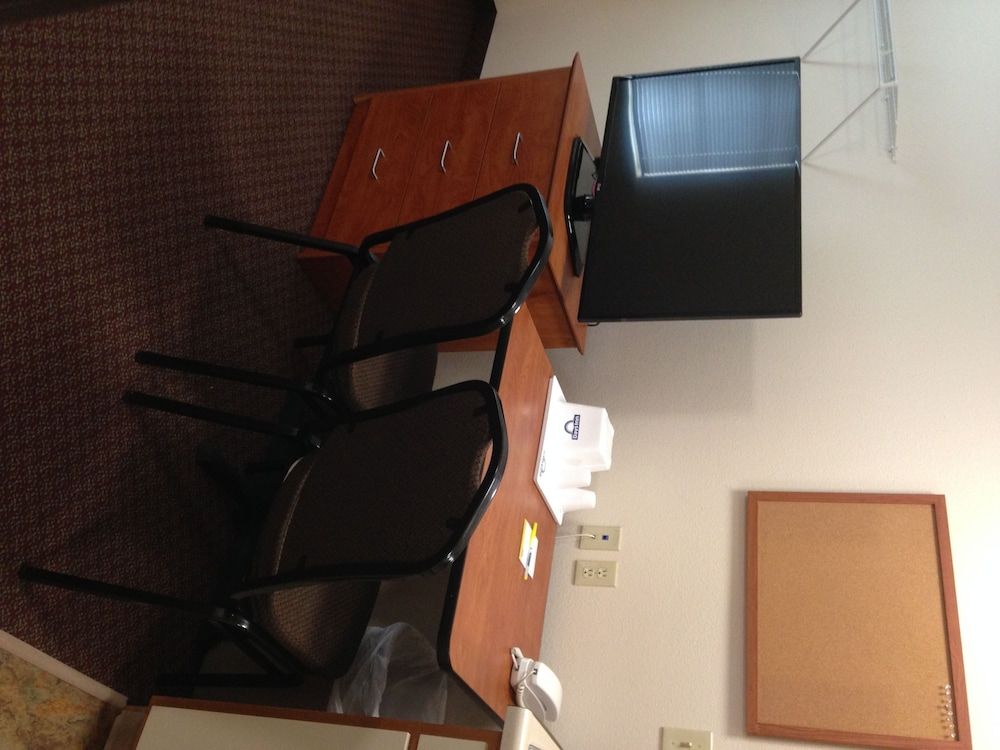 Birch Hill Suite Rochester – Med City 2