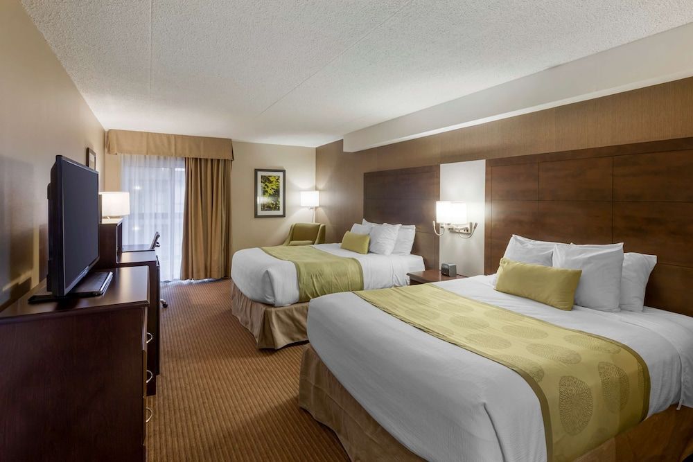 Best Western Plus Leamington Hotel & Conference Centre 1