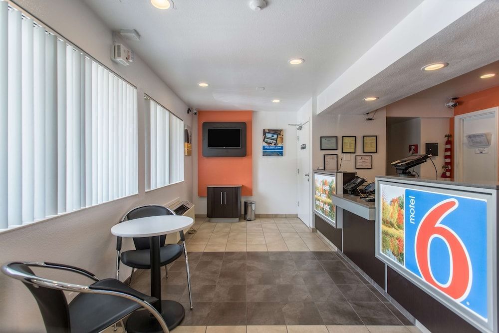 Motel 6 Goodlettsville, TN - Nashville 2