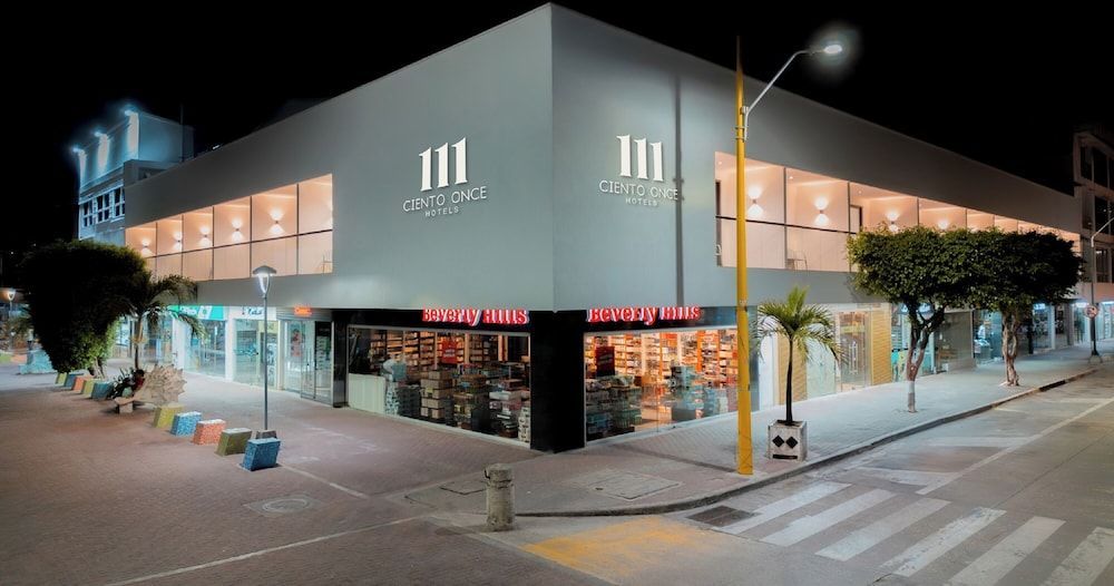 Hotels 111 1