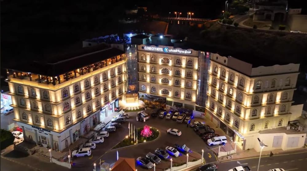 Cloud City Hotel 1