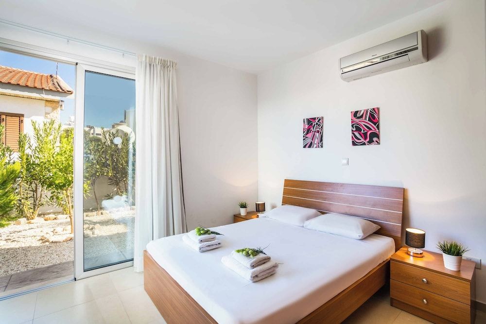 Villa Coral Bay 4 2