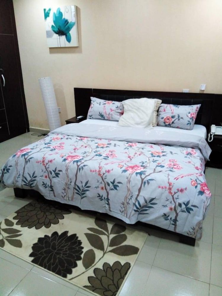 DABOTOV Hotel and Suites 1